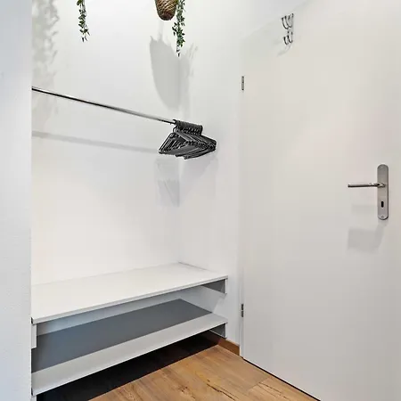 Apartment Stylish 1br In Grund