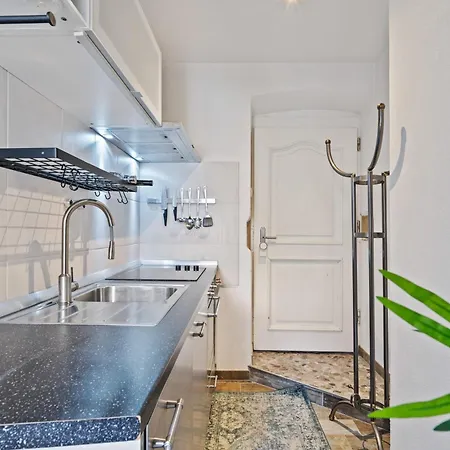 아파트 Stylish 1br In Grund
